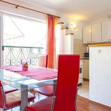 Carolija Apartment Макарска Экстерьер фото