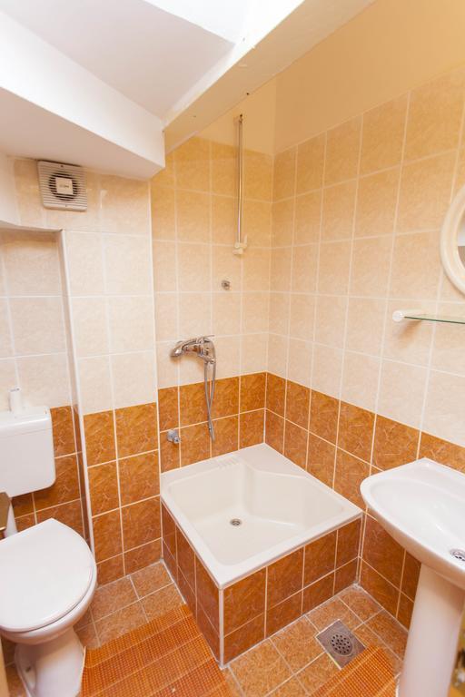 Carolija Apartment Макарска Номер фото